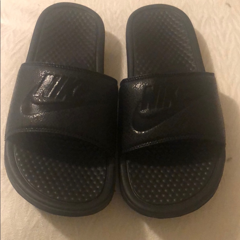 Black Nike Slides